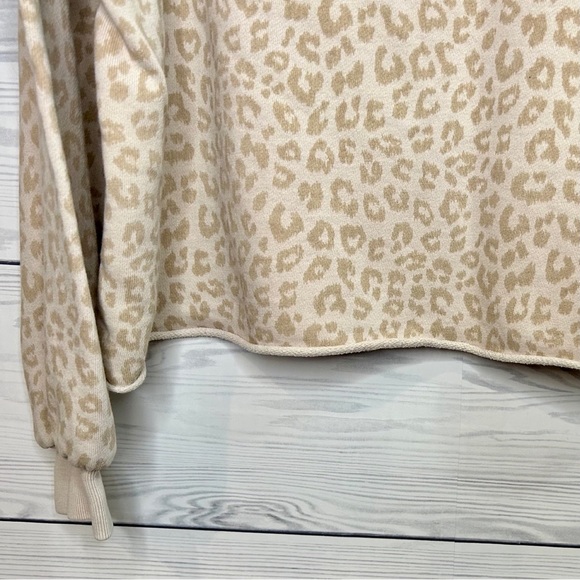 GAP leopard print oversized crop sweatshirt, size small - Picture 3 of 11